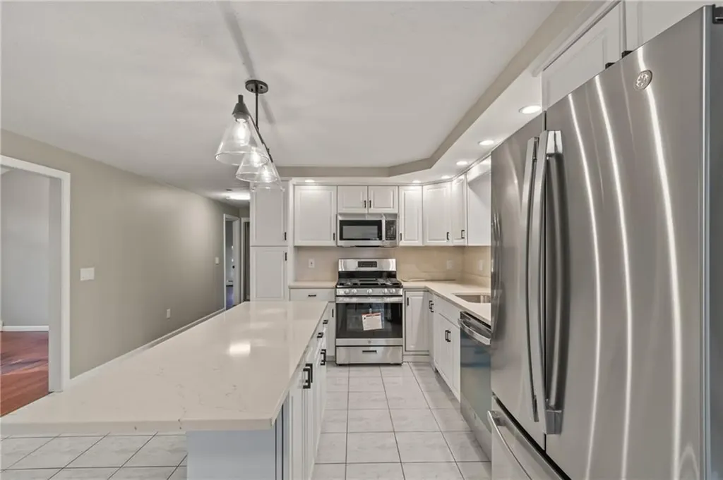 42 Belfield Drive Johnston RI 02919