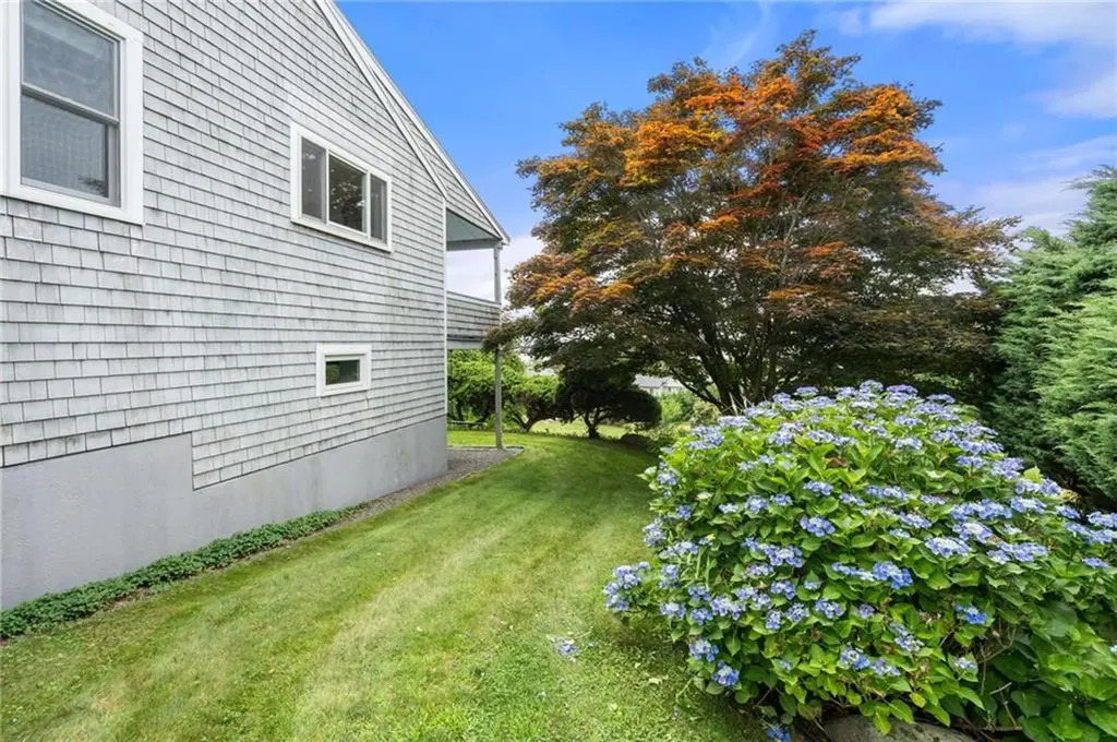 55 West Main Road Little Compton RI 02837