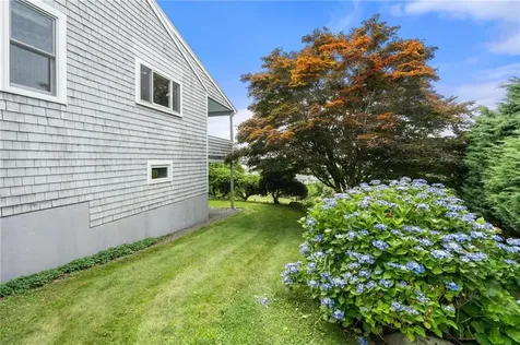 55 West Main Road Little Compton RI 02837