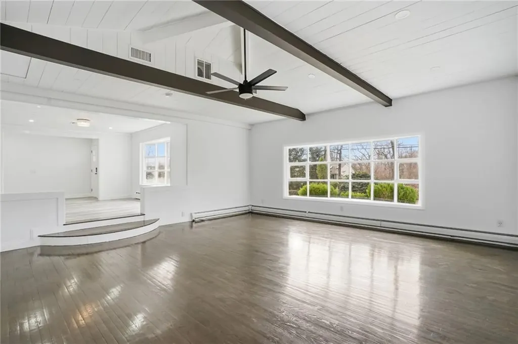 109 Cobble Hill Road Lincoln RI 02865
