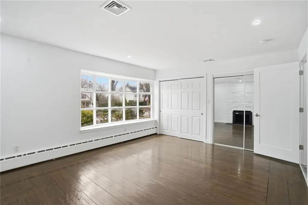 109 Cobble Hill Road Lincoln RI 02865