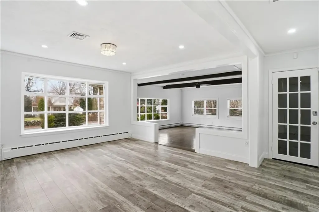 109 Cobble Hill Road Lincoln RI 02865
