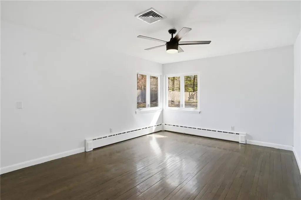 109 Cobble Hill Road Lincoln RI 02865