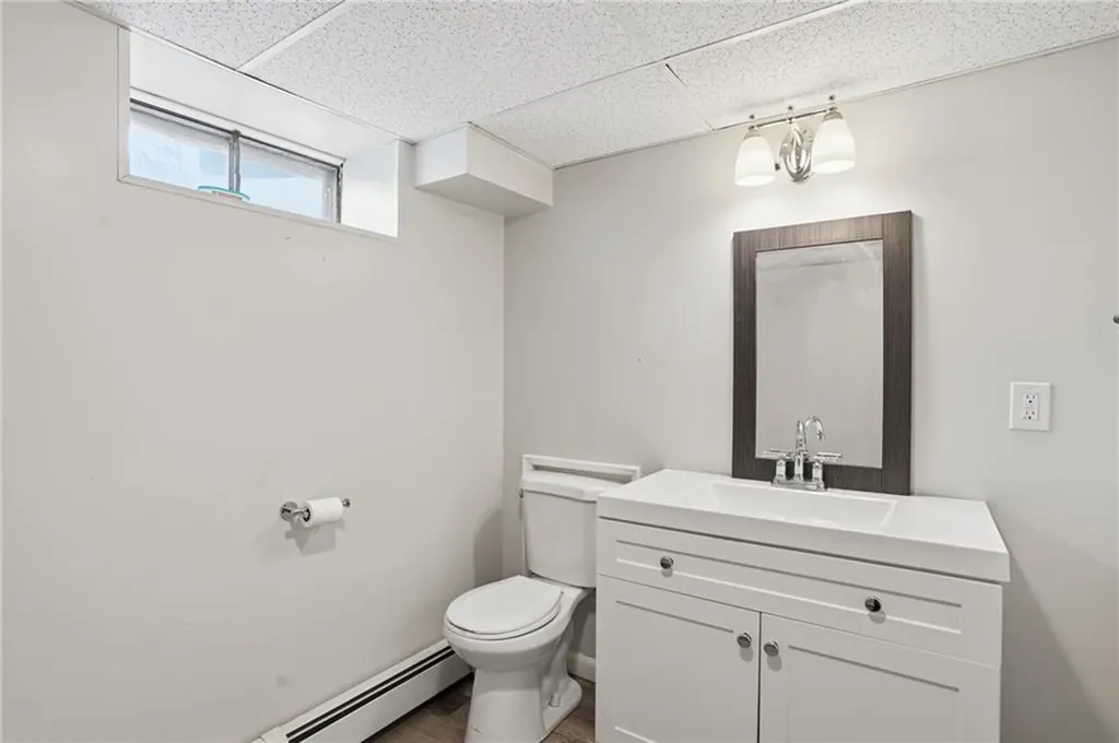 109 Cobble Hill Road Lincoln RI 02865