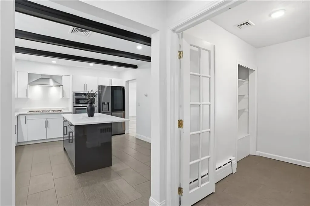 109 Cobble Hill Road Lincoln RI 02865