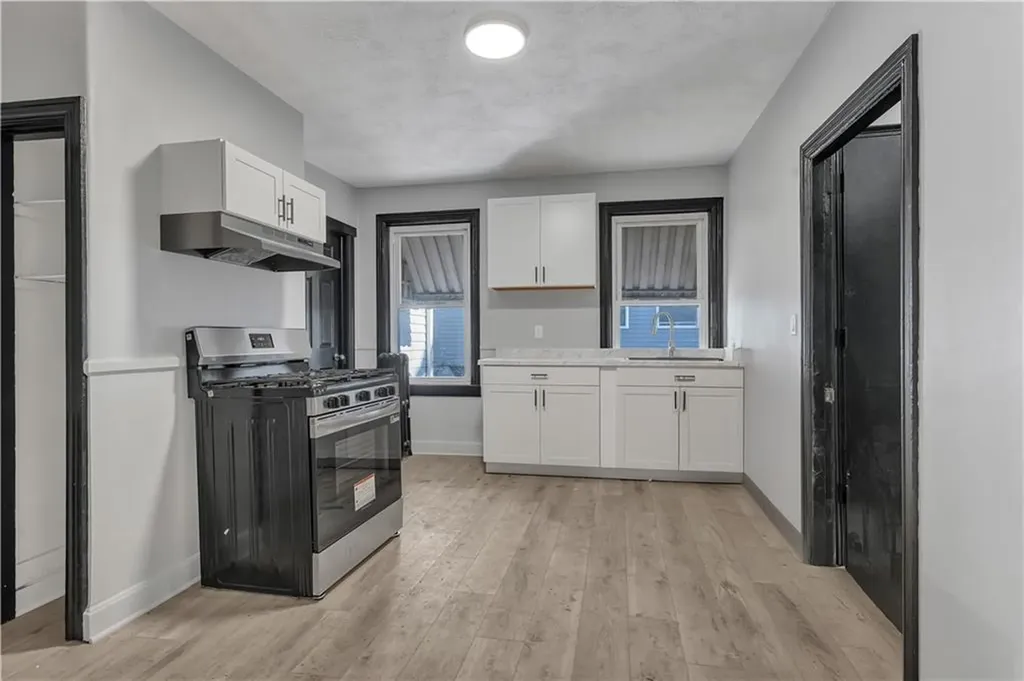 12 Payton Street Providence RI 02905