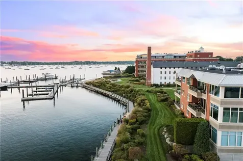 341 Thames Street Bristol RI 02809
