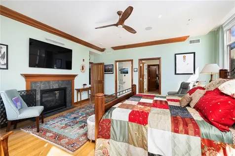 341 Thames Street Bristol RI 02809