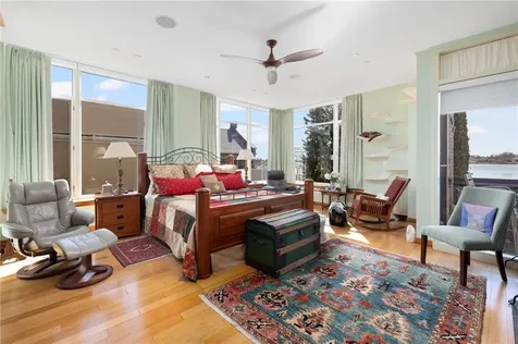 341 Thames Street Bristol RI 02809