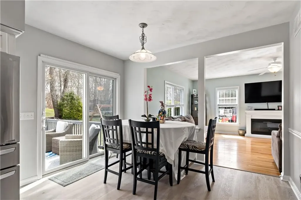 21 River View Road Narragansett RI 02882