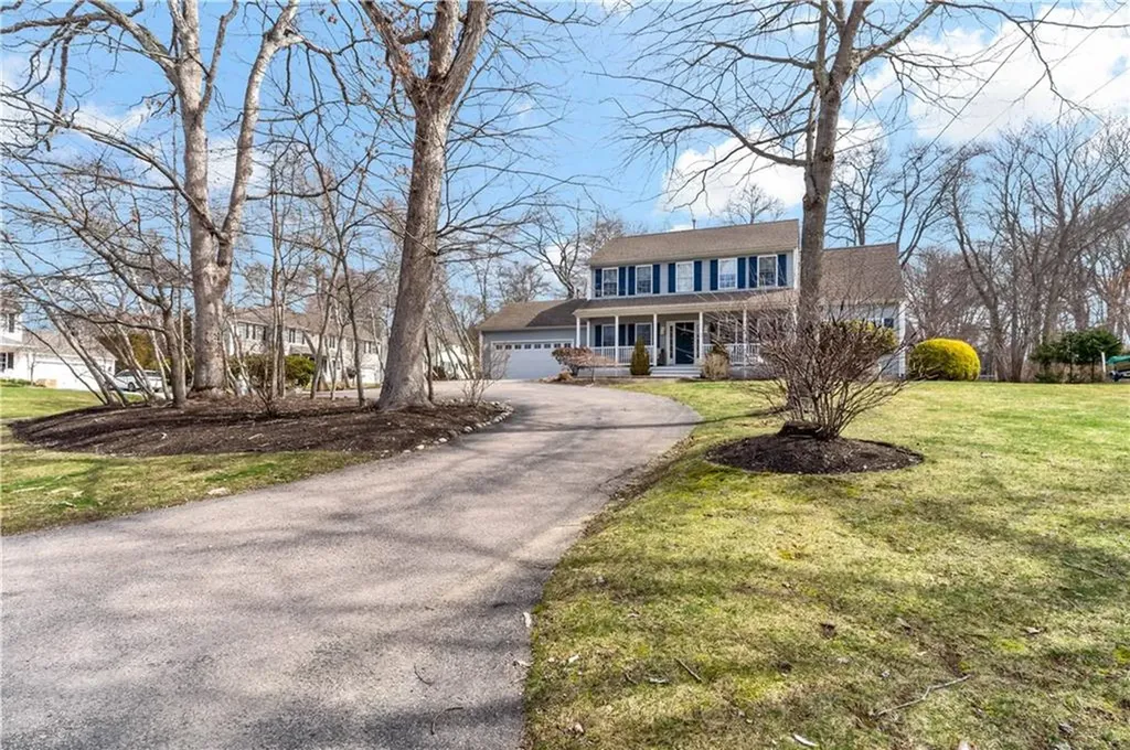 21 River View Road Narragansett RI 02882