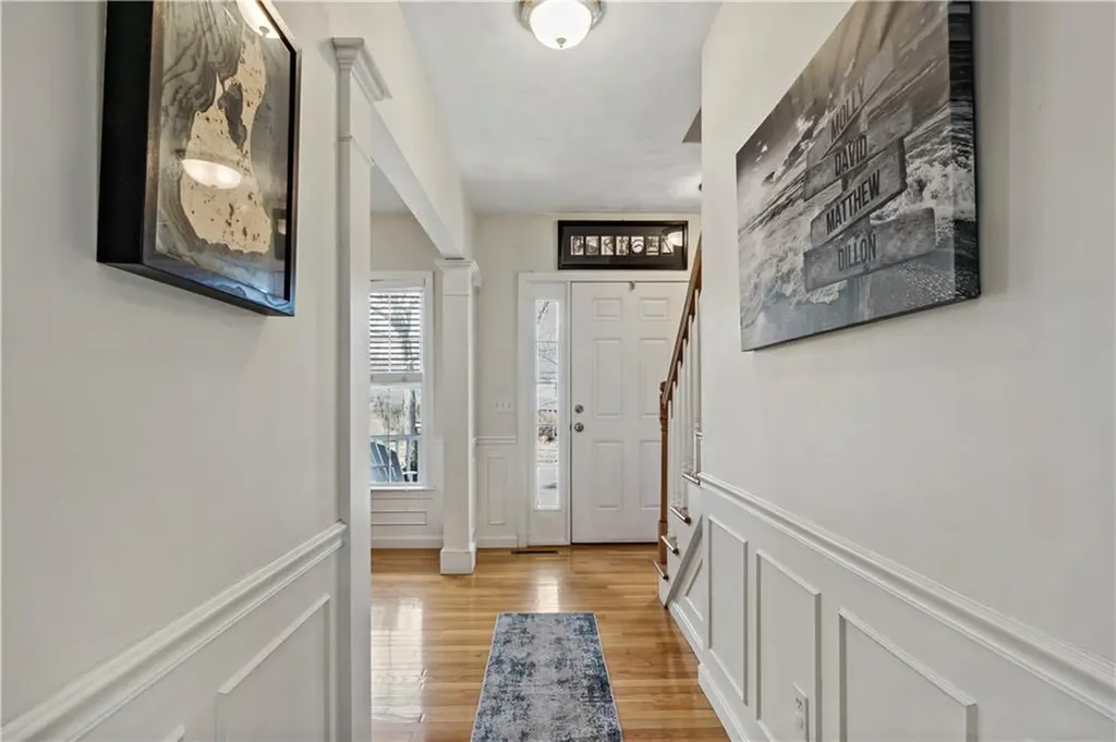 21 River View Road Narragansett RI 02882