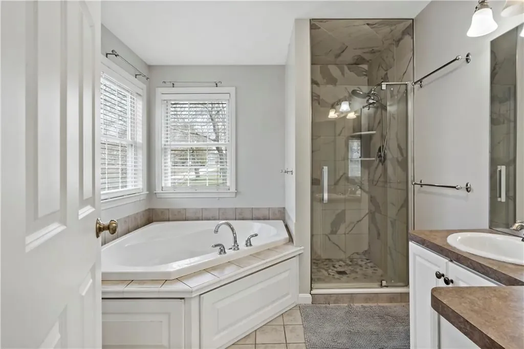 21 River View Road Narragansett RI 02882