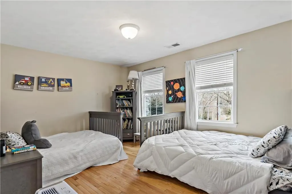 21 River View Road Narragansett RI 02882