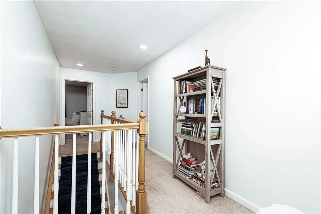 371 Glen Hill Drive North Kingstown RI 02874