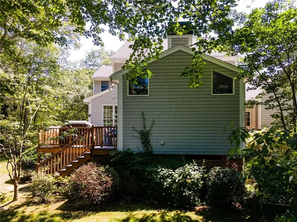 371 Glen Hill Drive North Kingstown RI 02874