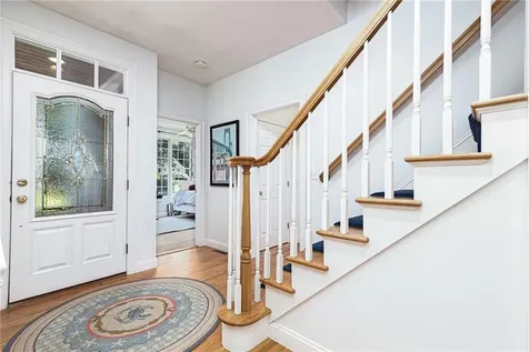 371 Glen Hill Drive North Kingstown RI 02874