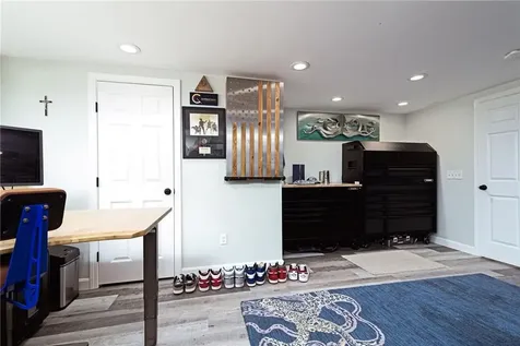 371 Glen Hill Drive North Kingstown RI 02874
