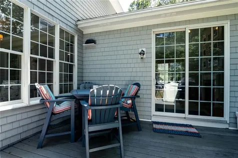 371 Glen Hill Drive North Kingstown RI 02874