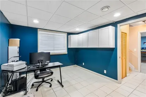 12 Railroad Row Warwick RI 02886