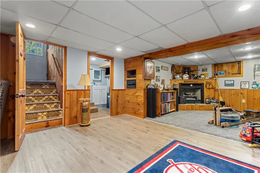 61 Mcaloon Street Pawtucket RI 02861