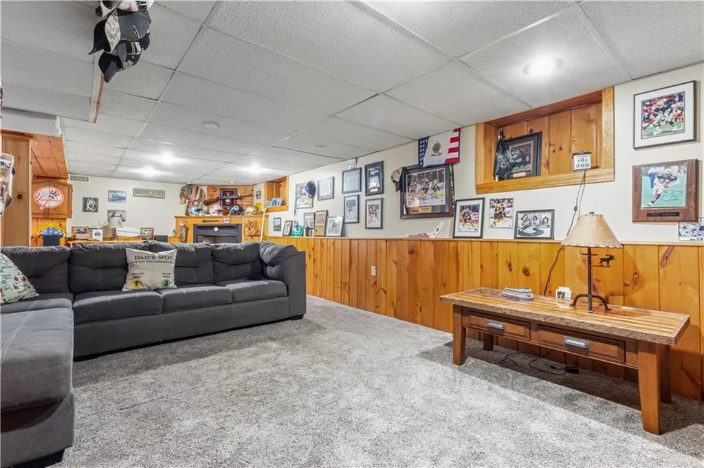 61 Mcaloon Street Pawtucket RI 02861