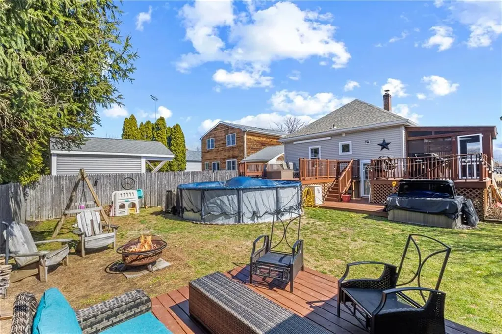 61 Mcaloon Street Pawtucket RI 02861
