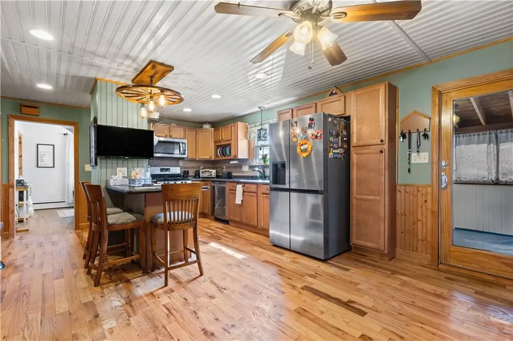 61 Mcaloon Street Pawtucket RI 02861