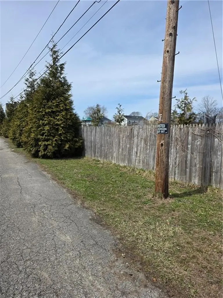 0 Quonset Avenue Warwick RI 02889