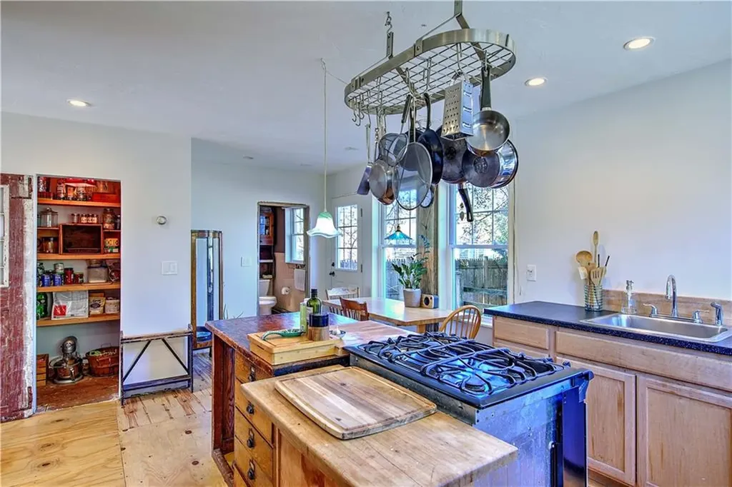 59 Mason Road Barrington RI 02806