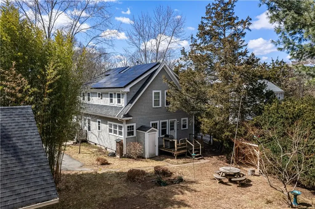 59 Mason Road Barrington RI 02806