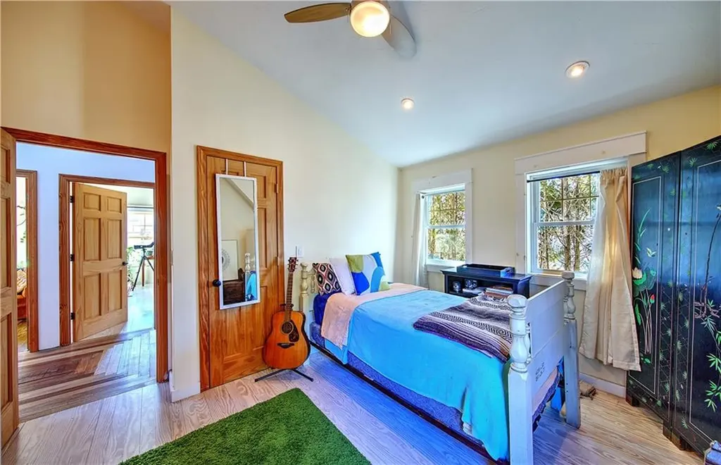 59 Mason Road Barrington RI 02806