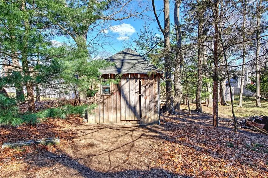 59 Mason Road Barrington RI 02806