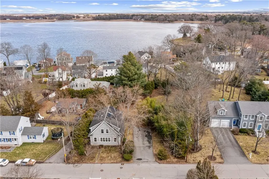 59 Mason Road Barrington RI 02806
