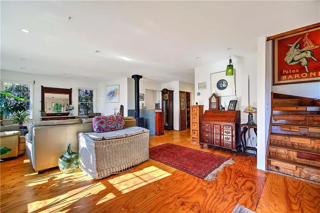 59 Mason Road Barrington RI 02806