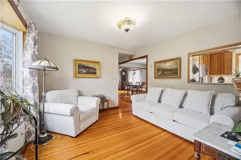 111 Beechcrest Street Warwick RI 02888