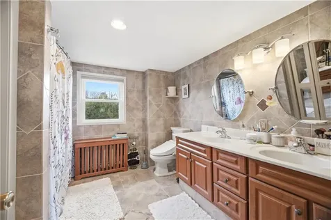 111 Beechcrest Street Warwick RI 02888