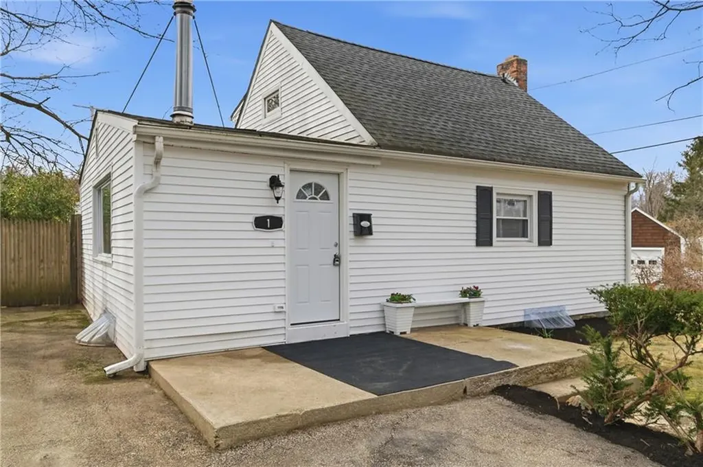 1 Pierce Street Coventry RI 02816