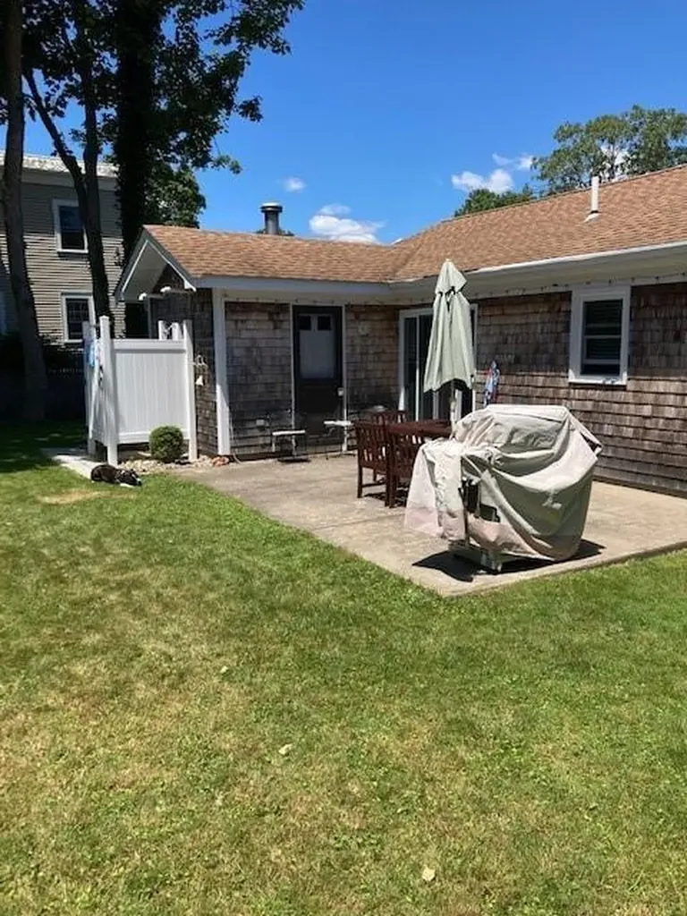 39 Grafton Street Newport RI 02840