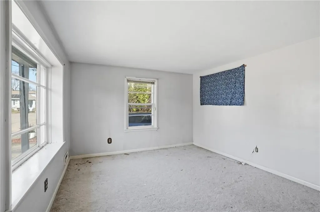 128 Clifford Street Pawtucket RI 02860
