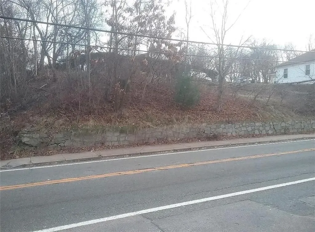 0 Plainfield Pike Cranston RI 02920