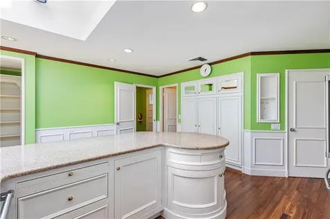 28 South Hill Drive Cranston RI 02920