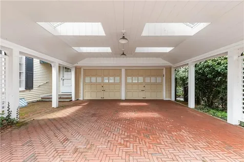 28 South Hill Drive Cranston RI 02920