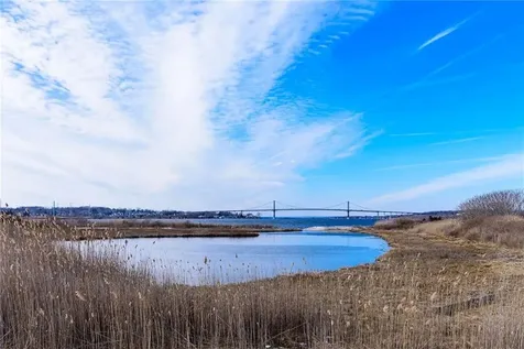 55 Rhode Island Boulevard Portsmouth RI 02871