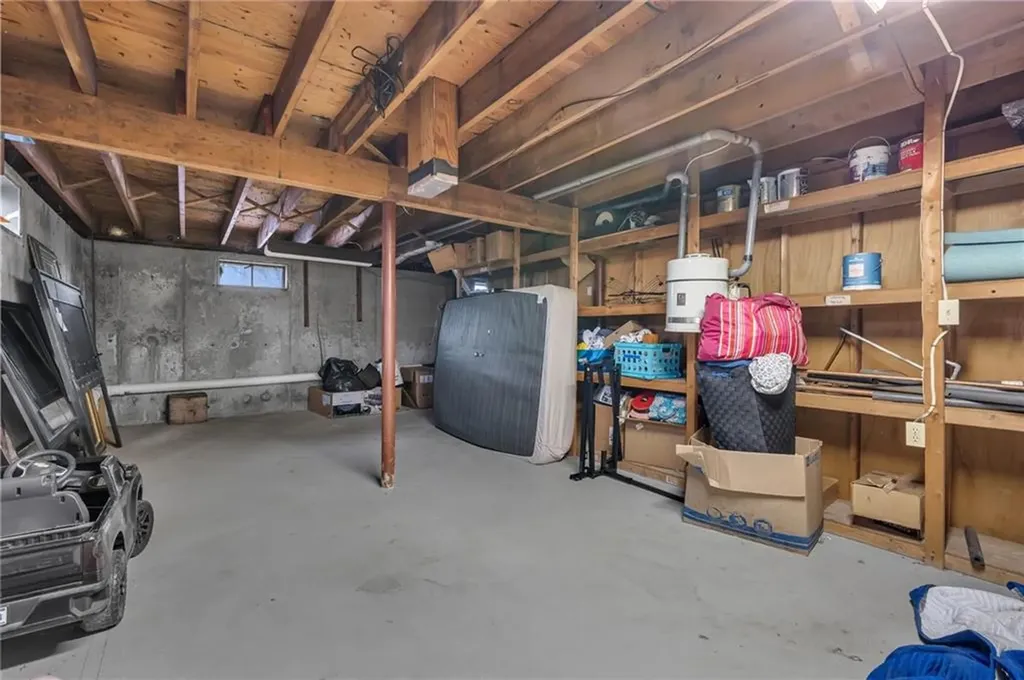 33 Achille Street Woonsocket RI 02895