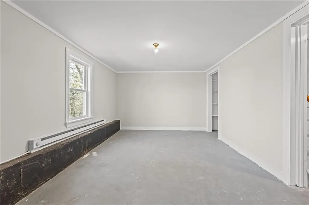 689 Knotty Oak Road Coventry RI 02816