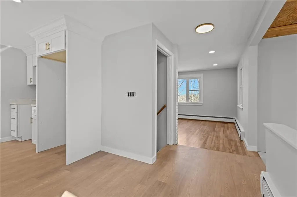 689 Knotty Oak Road Coventry RI 02816