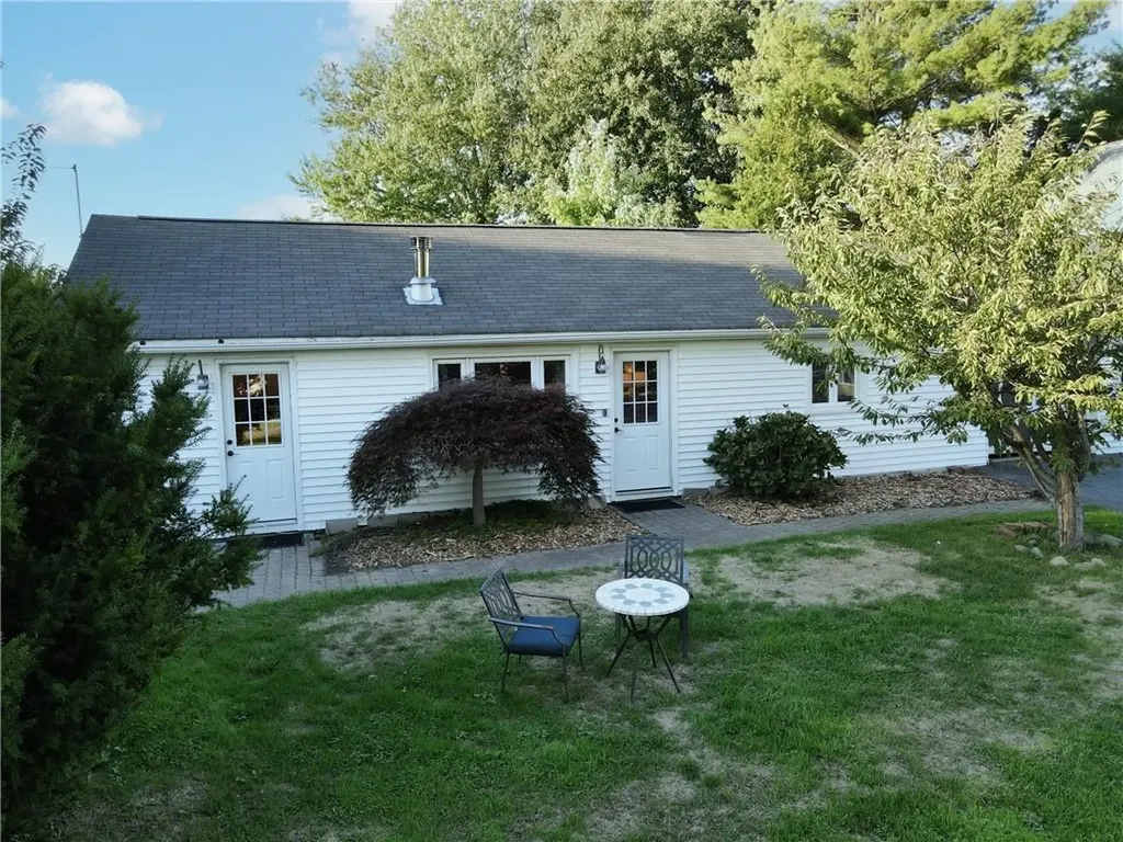534 Aquidneck Avenue Middletown RI 02842