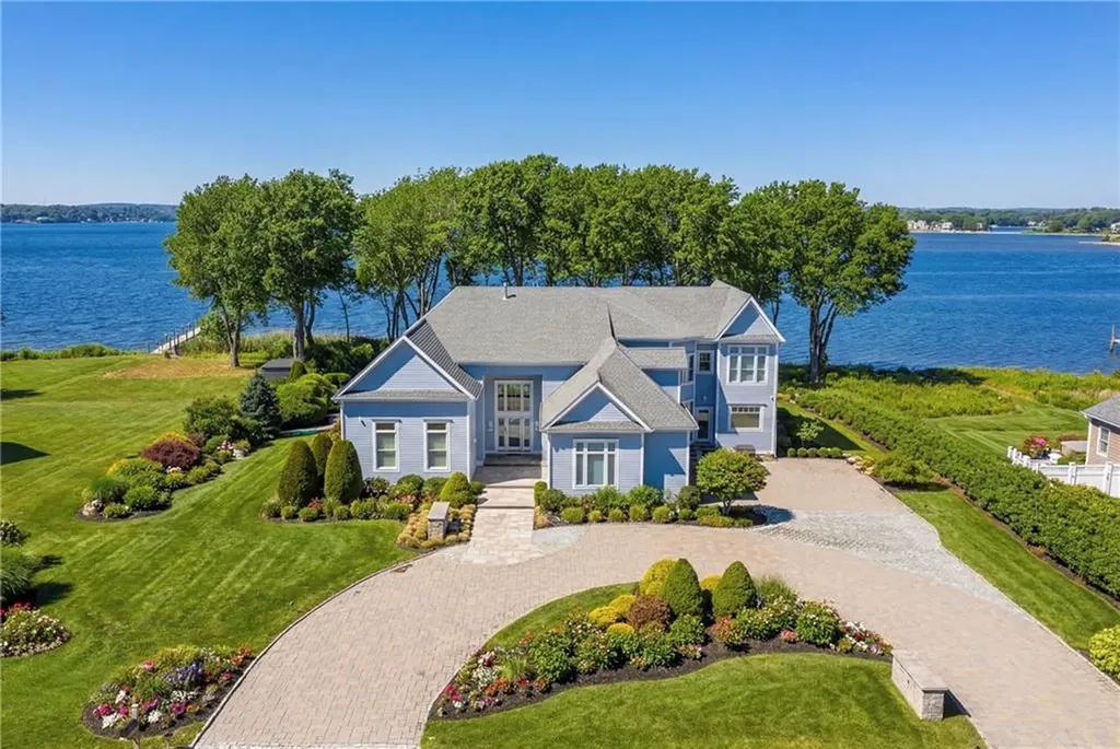 246 Channel View Warwick RI 02889
