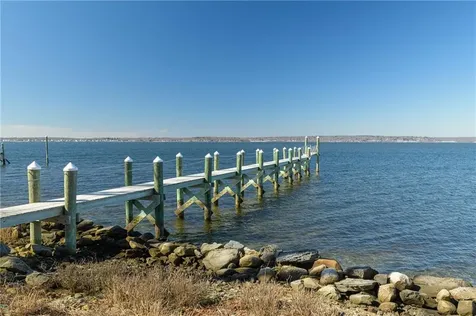 246 Channel View Warwick RI 02889